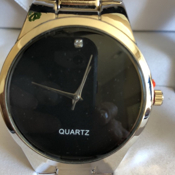 NEW His/Hers Silver Stainless Watches - Picture 3 of 10